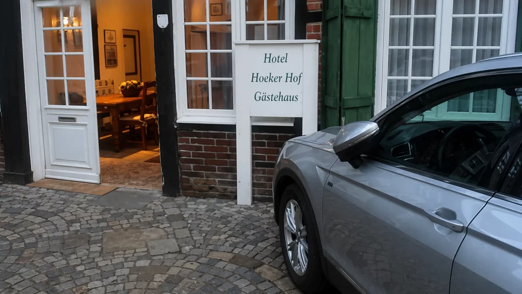 Parkplatz direkt am Hotel Hoeker Hof
